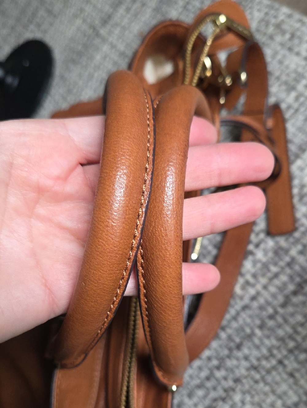 Michael Kors Kingsbury Leather Tote - Picture 9 of 16